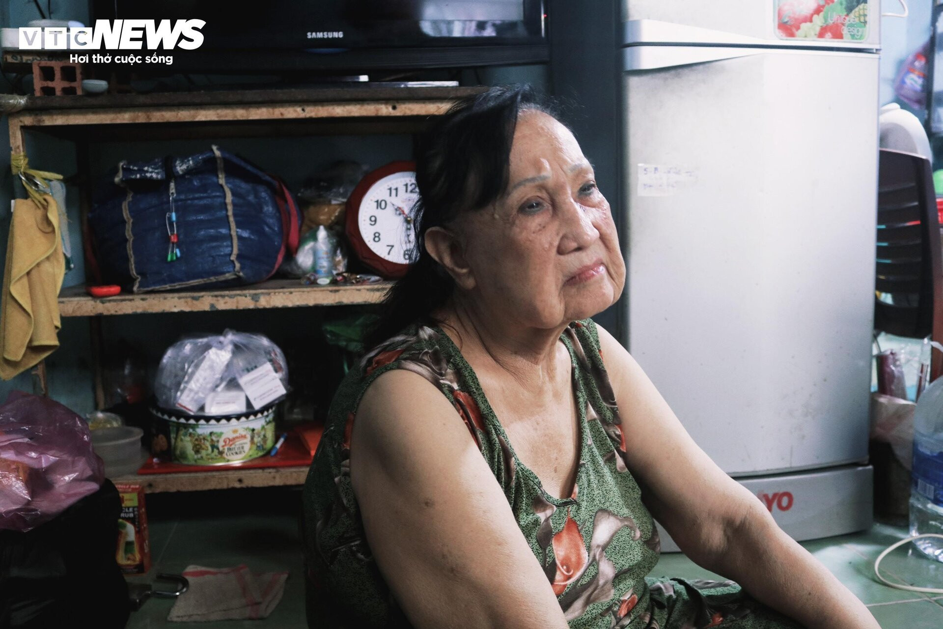 'Cô đào nức tiếng Sài Thành' từng có cát-sê 1 cây vàng, giờ không dám mua tô phở - 5