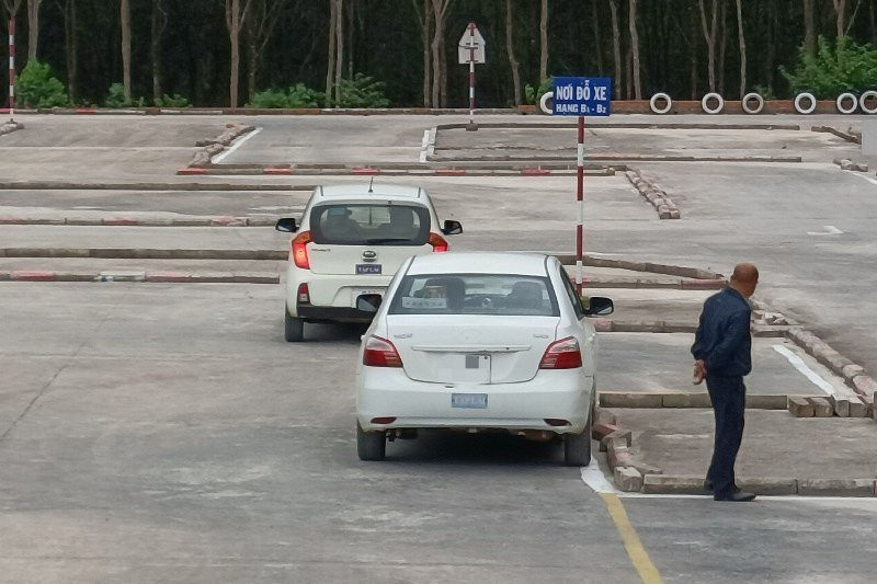 Đình chỉ hoạt động cơ sở đào tạo lái xe trên đất nông nghiệp