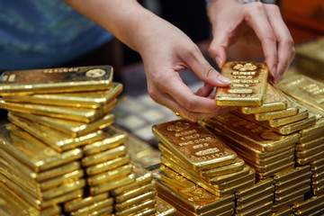 Giá vàng hôm nay 5/4/2024 tăng dồn dập, vàng SJC vọt lên 81,5 triệu đồng