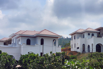 Hàng chục biệt thự xây không phép trên đồi ở Lâm Đồng