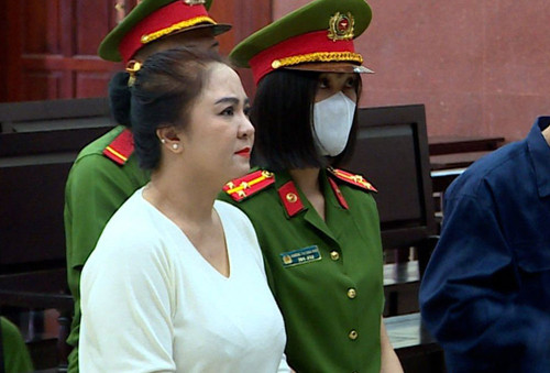 Bà Nguyễn Phương Hằng được giảm án dù không kháng cáo có đúng luật?
