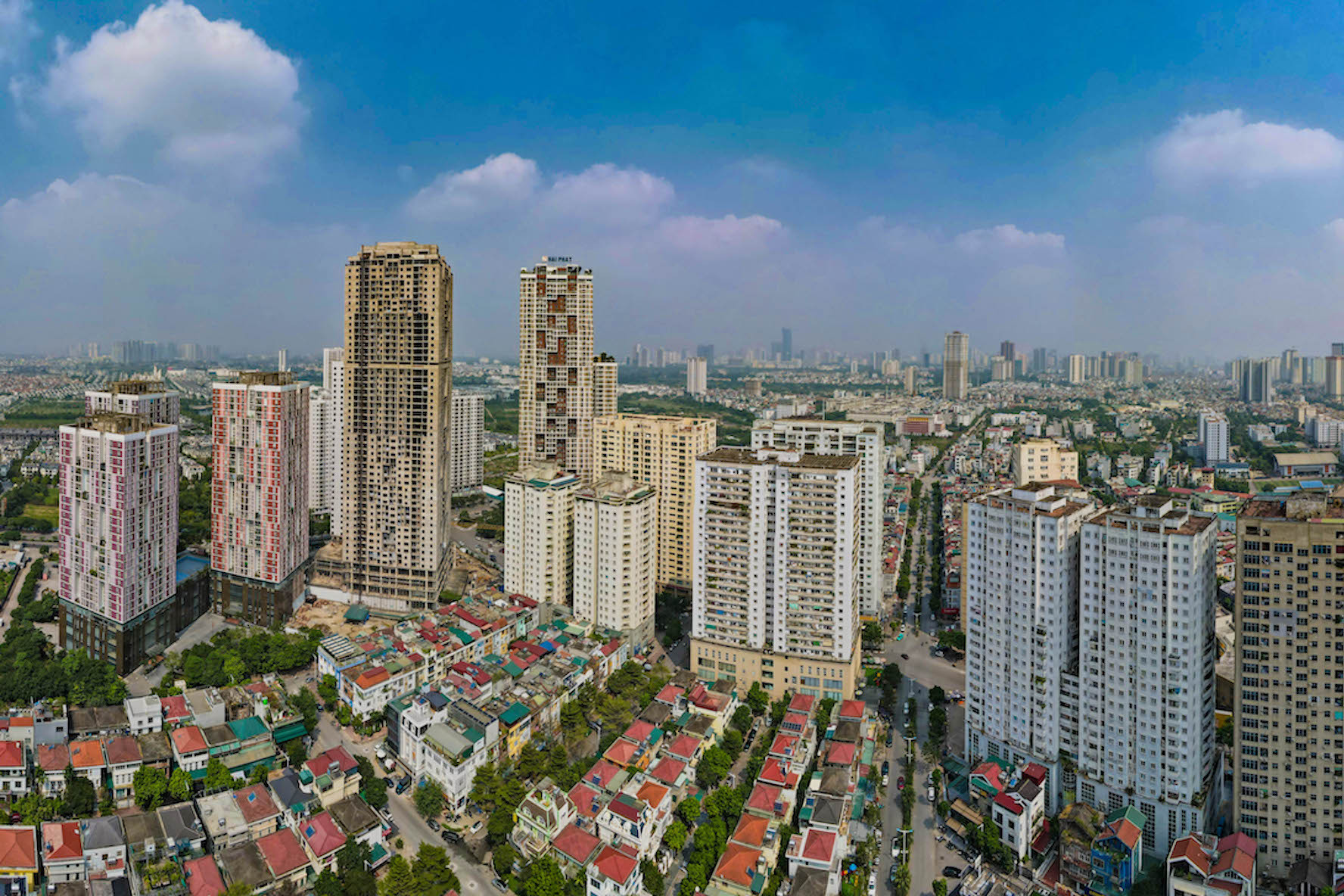 Bất ngờ đất trên núi giá trên mây; Hà Nội tính trả đất dịch vụ bằng đất đấu giá
