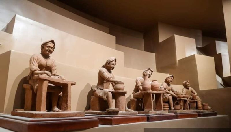 bat trang museum.jpg