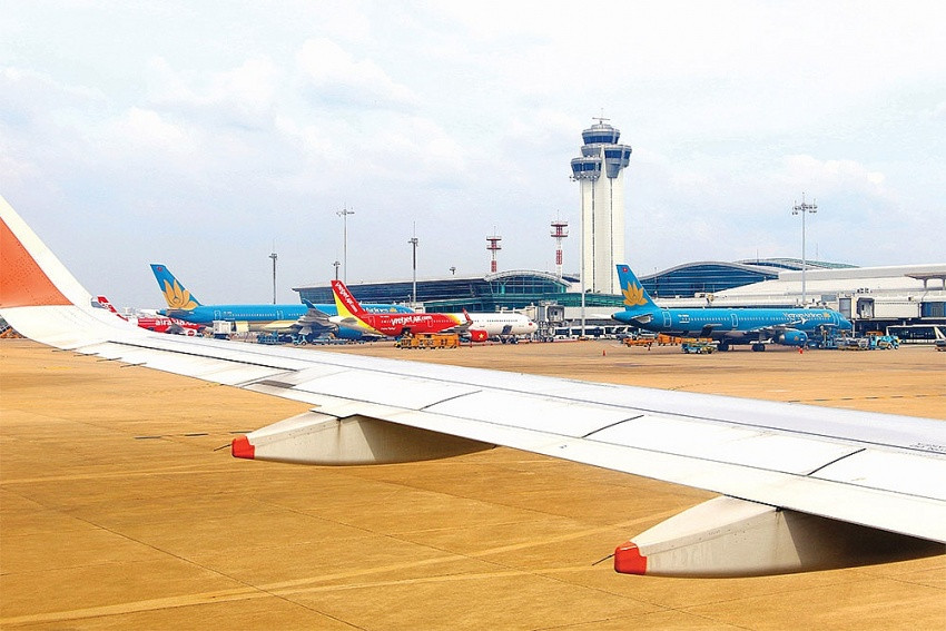 Shortfall of planes adds to complexities