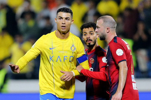 Al Nassr của Ronaldo giành 3 điểm ở phút 91