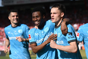 Leverkusen nối dài kỷ lục, chạm 1 tay vào chức vô địch Bundesliga