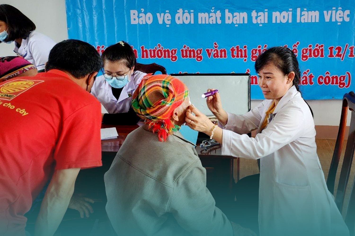 Tăng cường khả năng tiếp cận, cung cấp dịch vụ y tế có chất lượng cho đồng bào DTTS