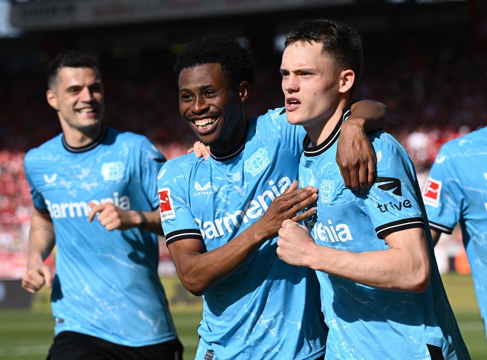 Leverkusen nối dài kỷ lục, chạm 1 tay vào chức vô địch Bundesliga union berlin v bayer leverkusen 6.jpg
