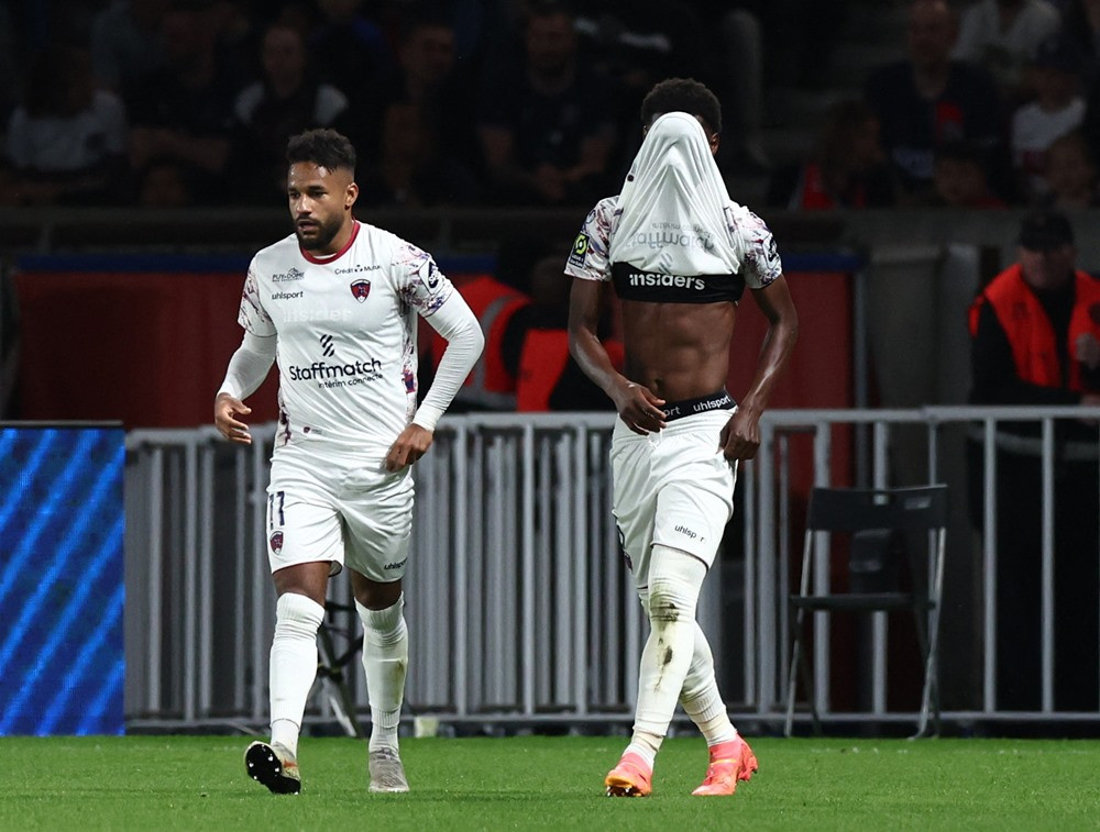 Mbappe sắm vai kiến tạo, PSG thoát thua trước trận tiếp Barca psg vs clermont 3.jpg