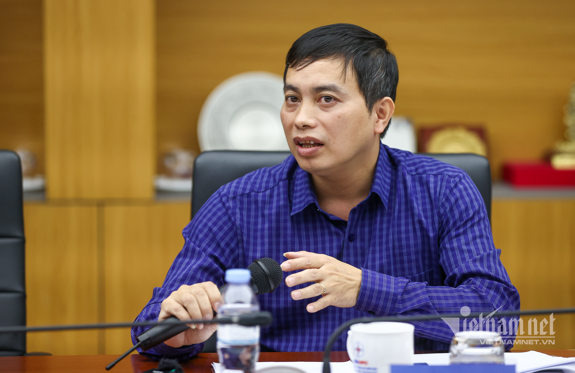 1nguyen duc hoan 9870.jpg