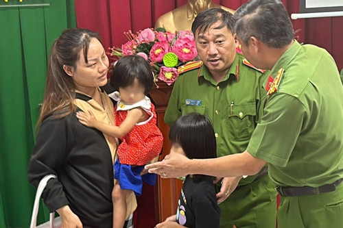Bản tin chiều 8/4: Giải cứu 2 bé gái bị bắt cóc ở phố đi bộ Nguyễn Huệ