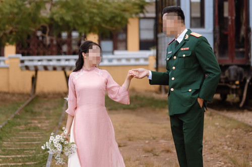 Bạn trai quân nhân mắc ung thư ác tính, cô gái trẻ dù biết rõ vẫn quyết tâm cưới
