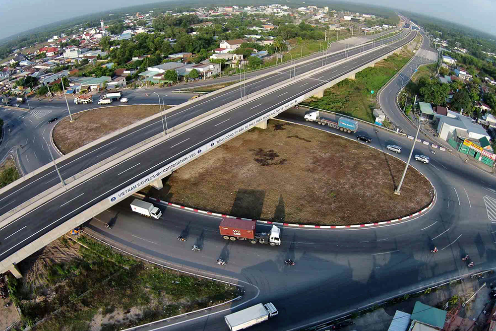 Phát triển toàn diện, bền vững Vùng Đông Nam Bộ