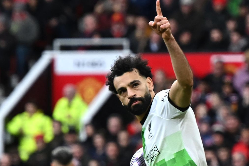 Salah phá 3 kỷ lục trong trận MU 2-2 Liverpool