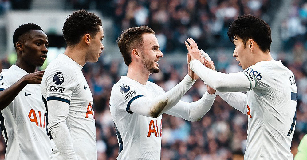 Son Heung-min cùng Tottenham tiếp đà thăng hoa