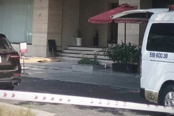 Thiếu nữ người nước ngoài tử vong trước sảnh chung cư ở TP.HCM