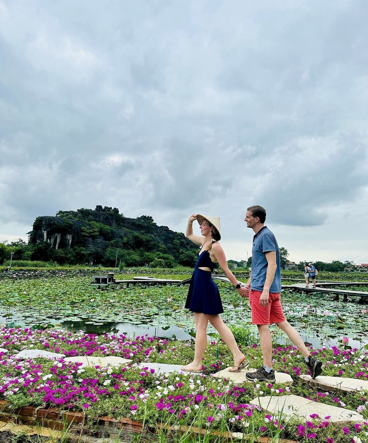 mua cave ideal check-in point for visitors during national holidays picture 4