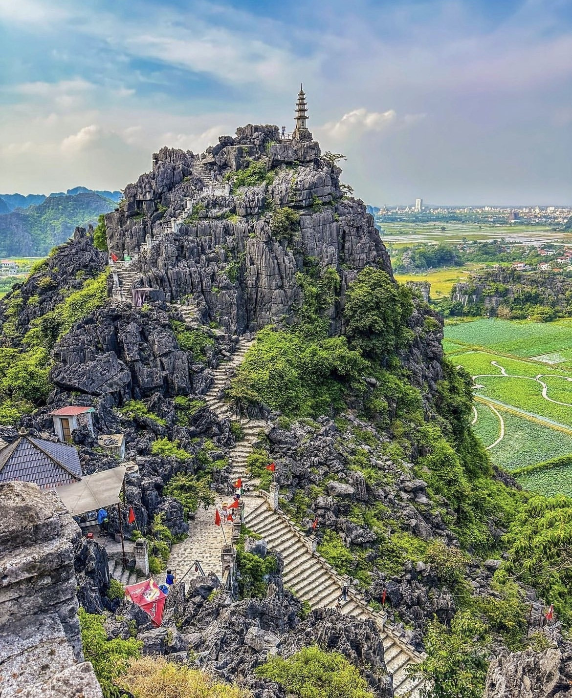 mua cave ideal check-in point for visitors during national holidays picture 5