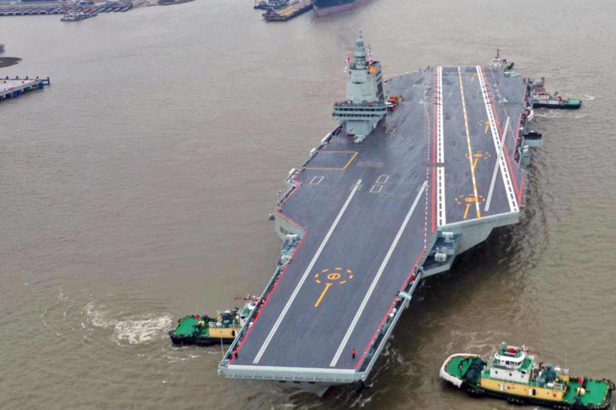Trung Quốc cho tàu sân bay tự chế thứ 3 chạy thử nghiệm trên biển