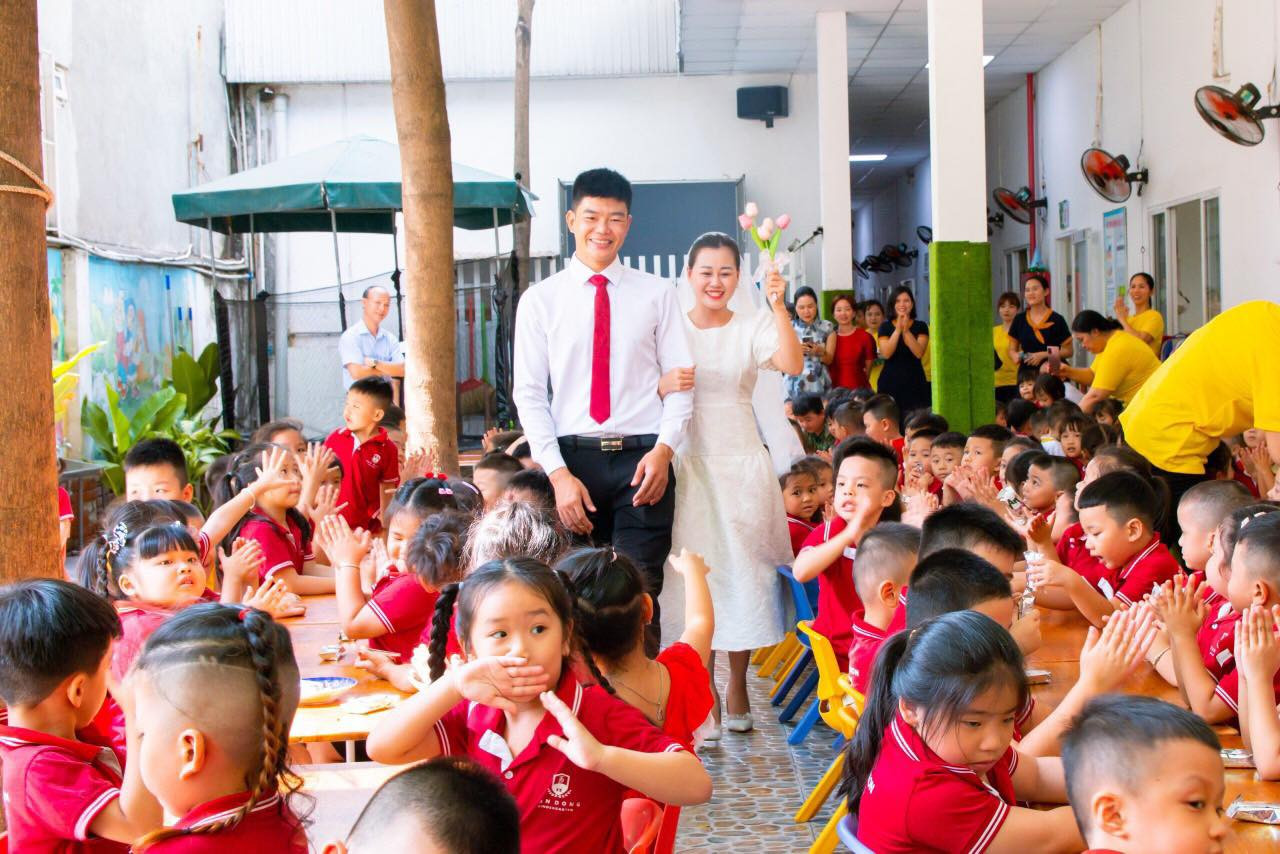 cô giáo mầm non.jpg