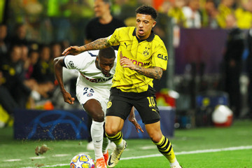 Jadon Sancho đá hay nhất Dortmund, khiến Ten Hag 'sáng mắt'