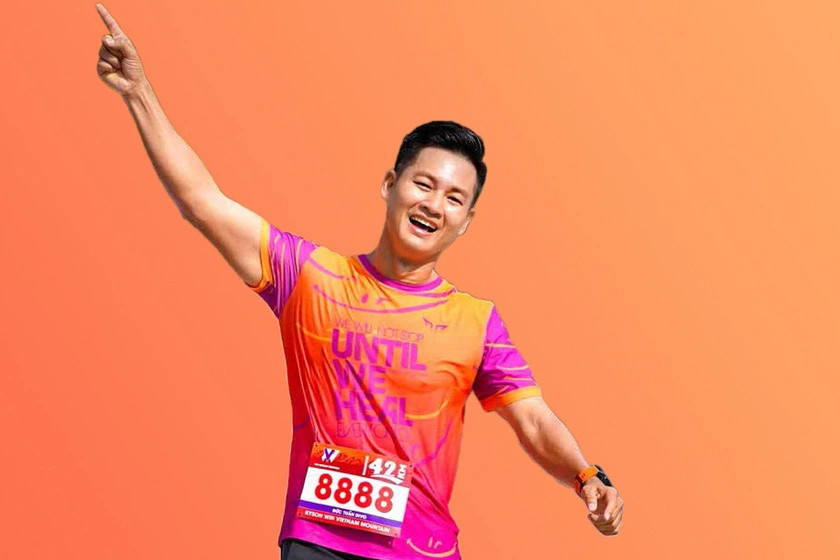 Ca sĩ Đức Tuấn háo hức tranh tài tại marathon 'Hành trình về Làng Sen 2024'