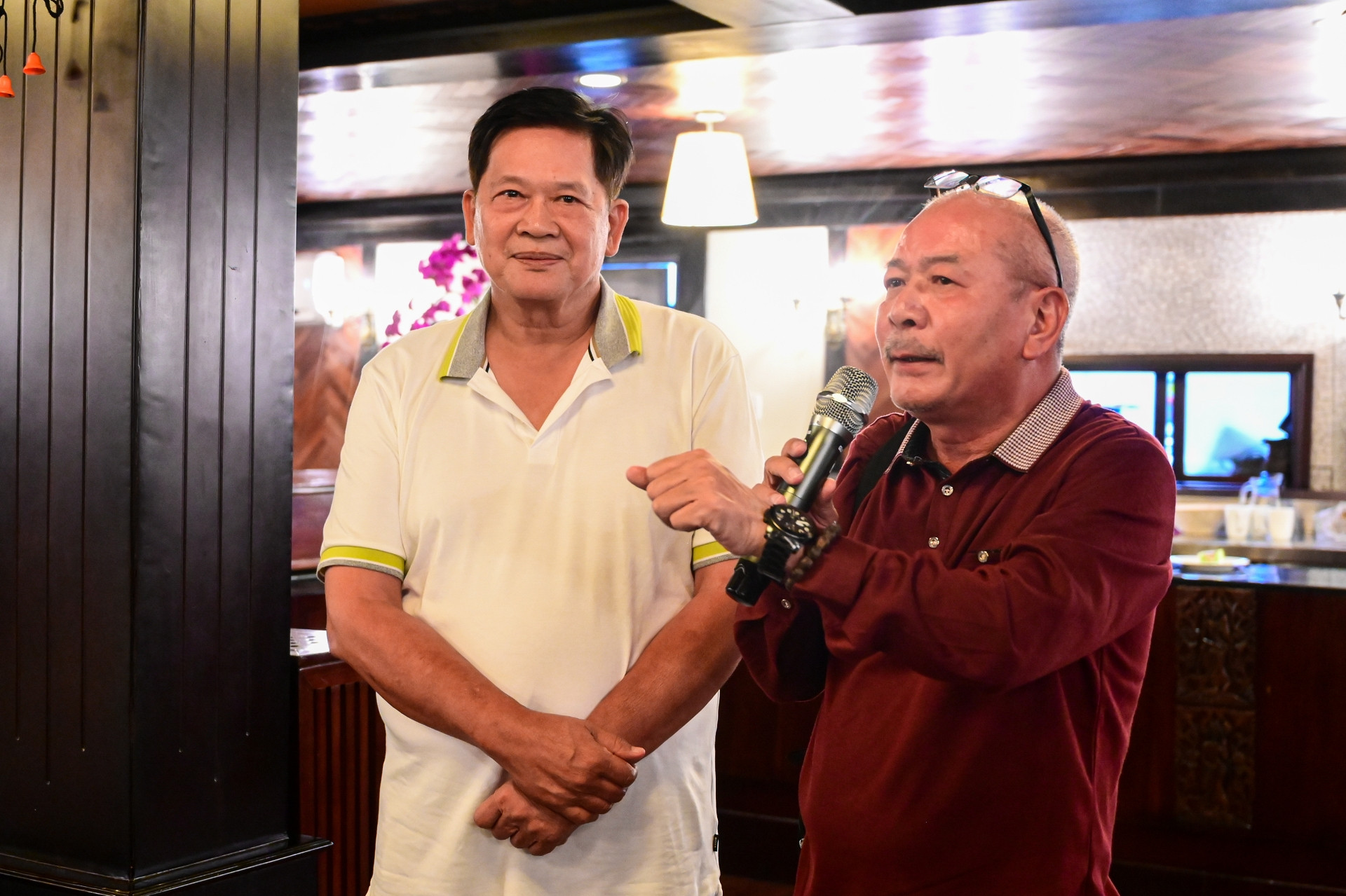 Giới thiệu sách Lê Kiên Thành trên tàu
.jpg