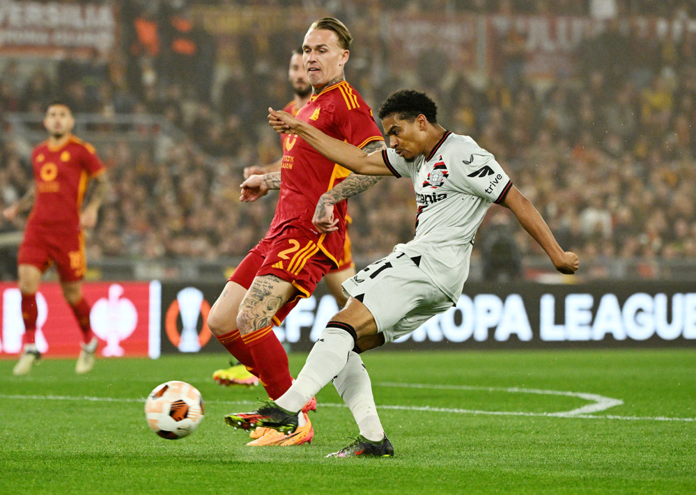 Bayer Leverkusen tiếp tục bay cao ở Europa League Leverkusen.jpg