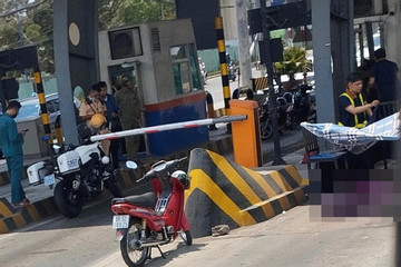 Nhân viên trạm BOT xa lộ Hà Nội bị tai nạn tử vong trong lúc làm việc