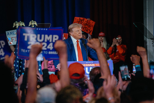 Ông Trump lấp lửng về việc chấp nhận kết quả bầu cử Tổng thống Mỹ 2024