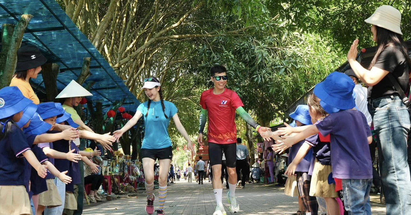 Hành trình về Làng Sen 2024: Xuất phát ở quê Bác, đón bình minh tại Cửa Lò