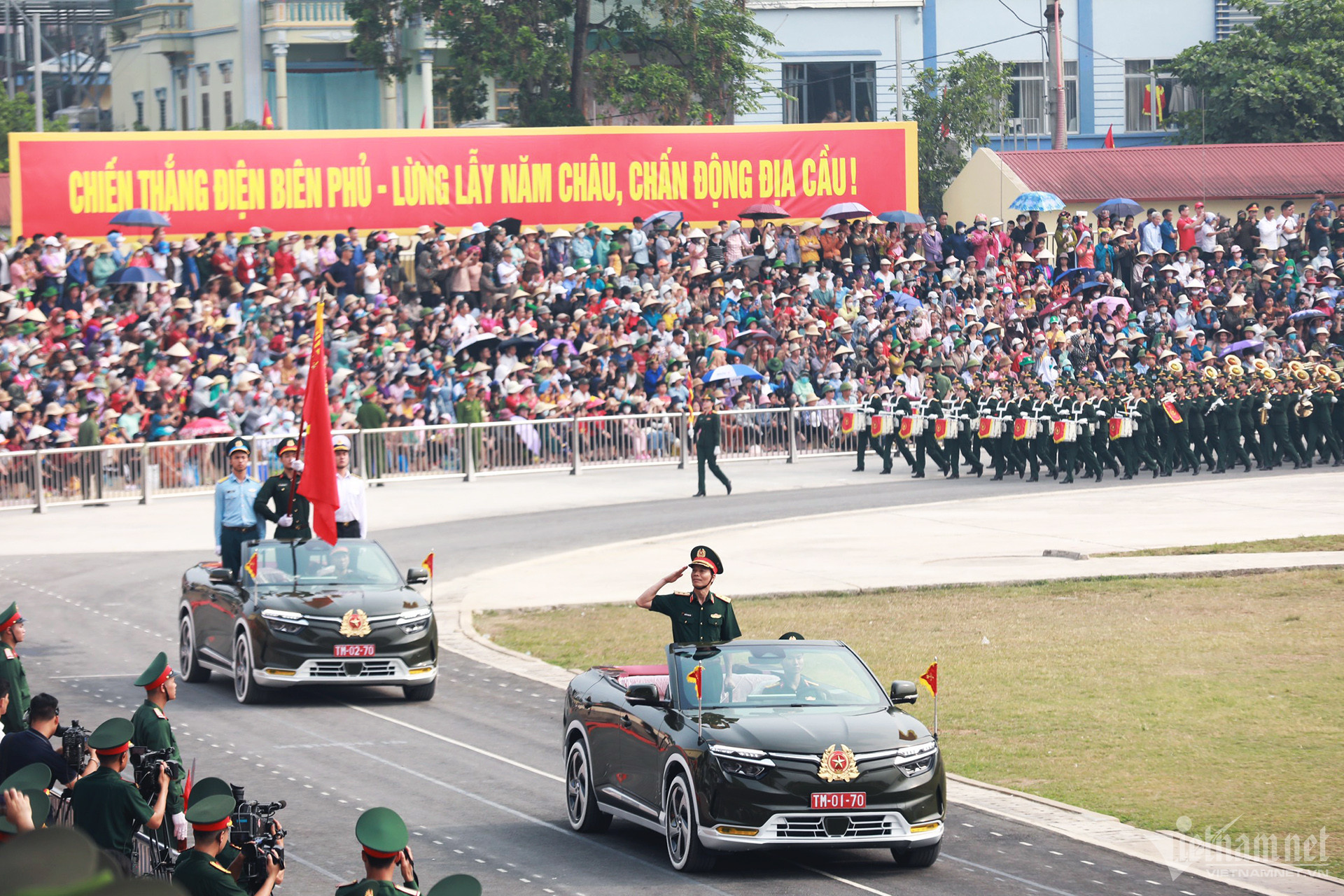 Preliminary rehearsal of military parade commemorating Dien Bien Phu ...