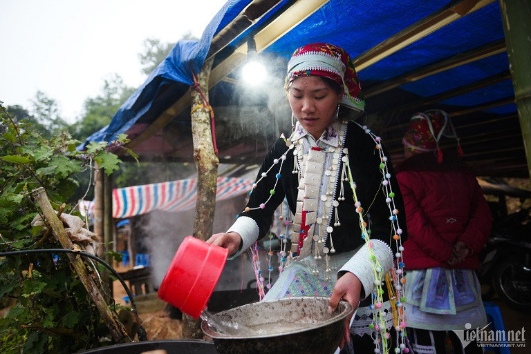 red dao wedding15.jpg