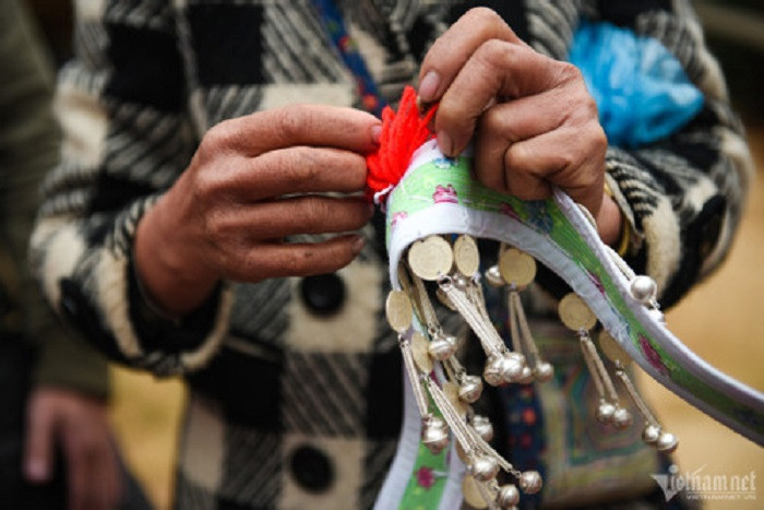 red dao wedding3.jpg