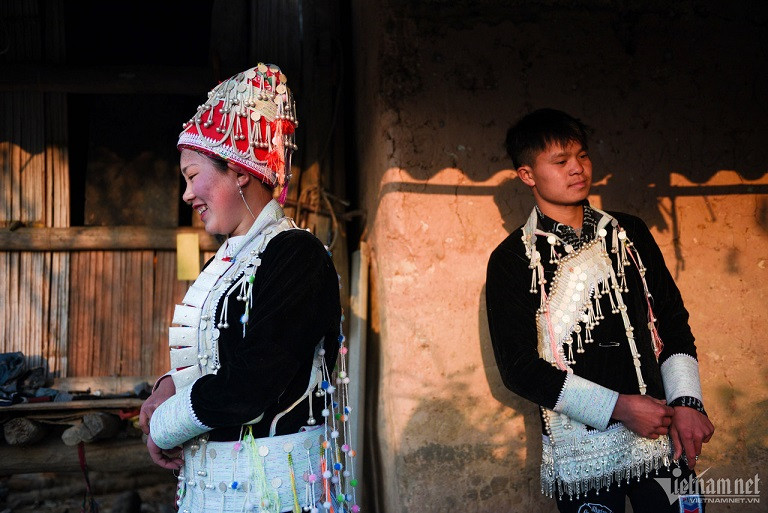 red dao wedding5.jpg