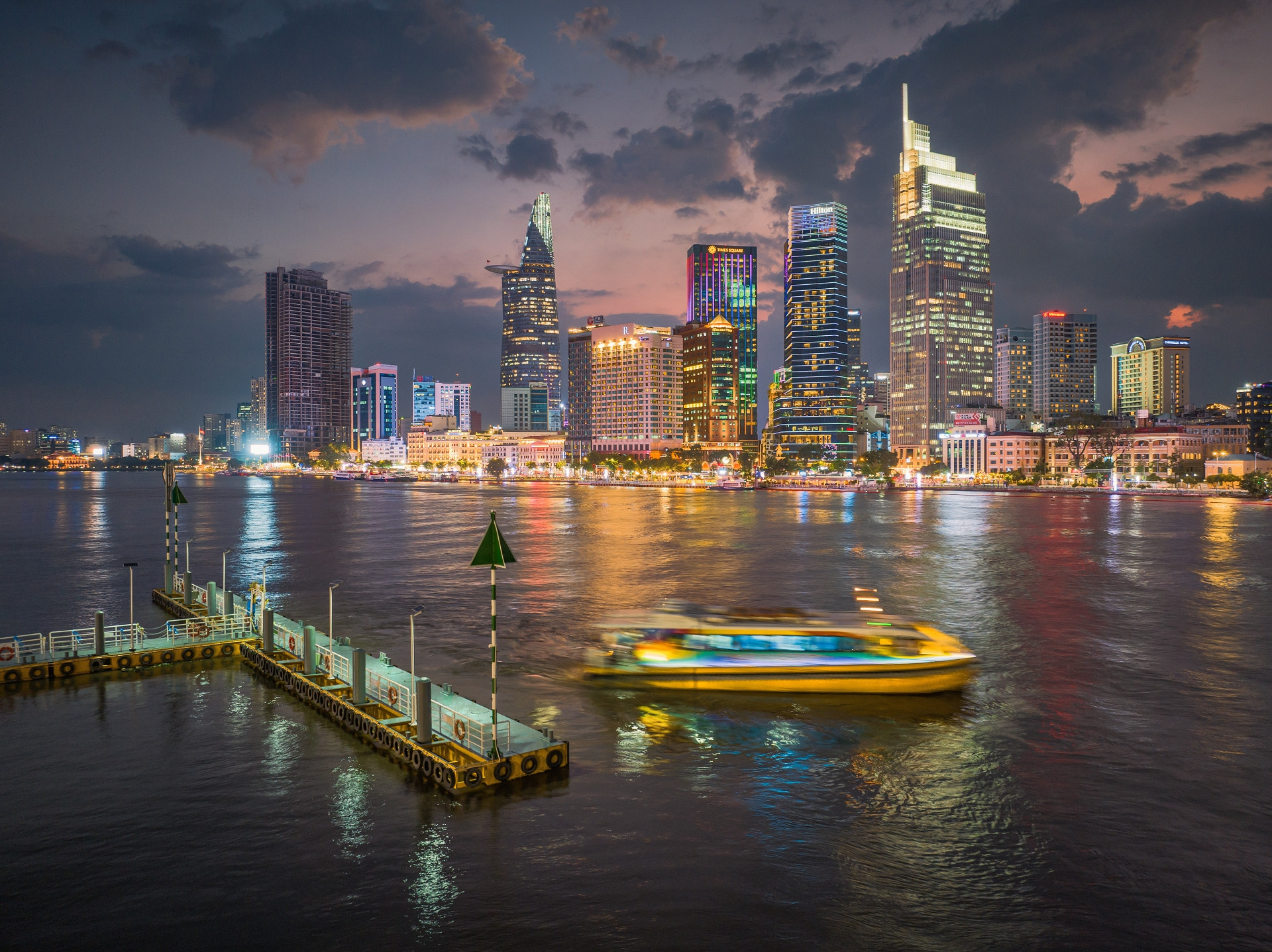 Sông Sài Gòn .jpg