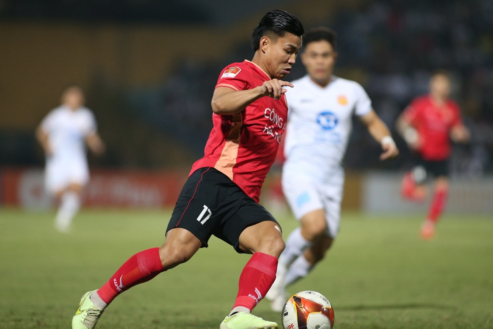  Trực tiếp bóng đá CAHN 1-1 Nam Định: Quang Hải mở tỷ số, Văn Toàn gỡ hòa