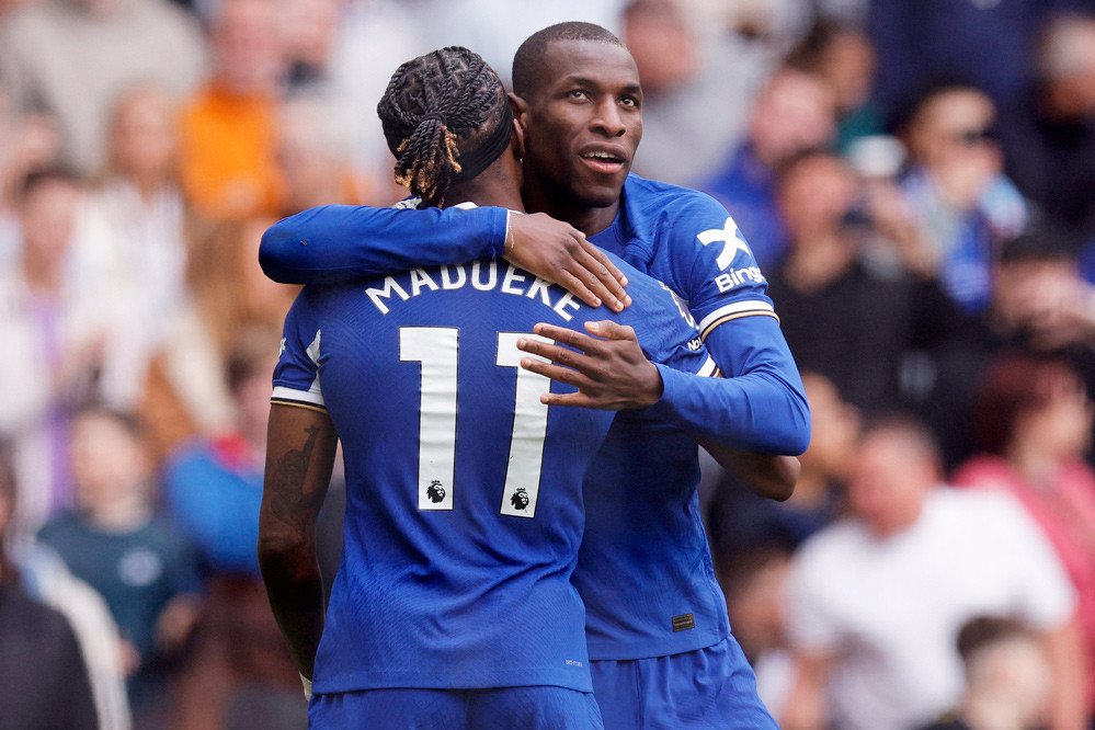 Bảng xếp hạng Ngoại hạng Anh vòng 36 hôm nay: Chelsea qua mặt MU