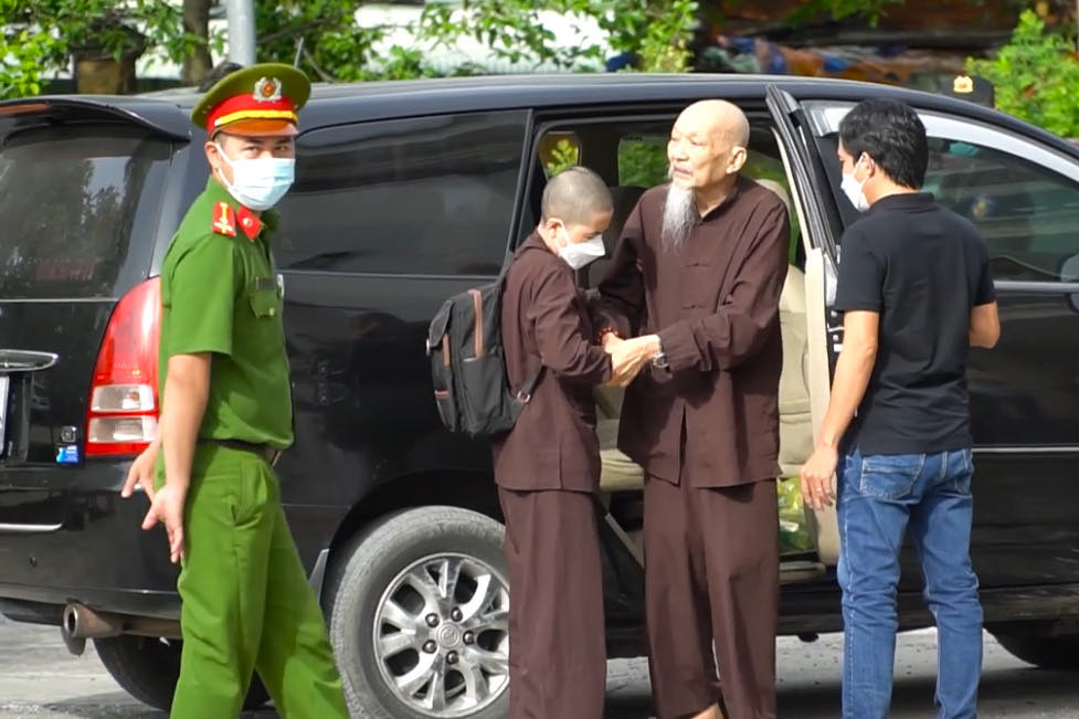 Truy tìm người liên quan vụ án loạn luân ở Tịnh thất Bồng Lai