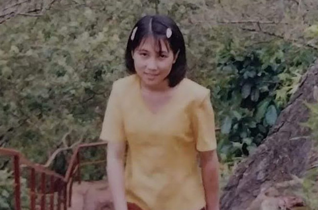 Phát hiện mối tình đầu gặp biến cố lớn, người đàn ông gửi đến một món quà