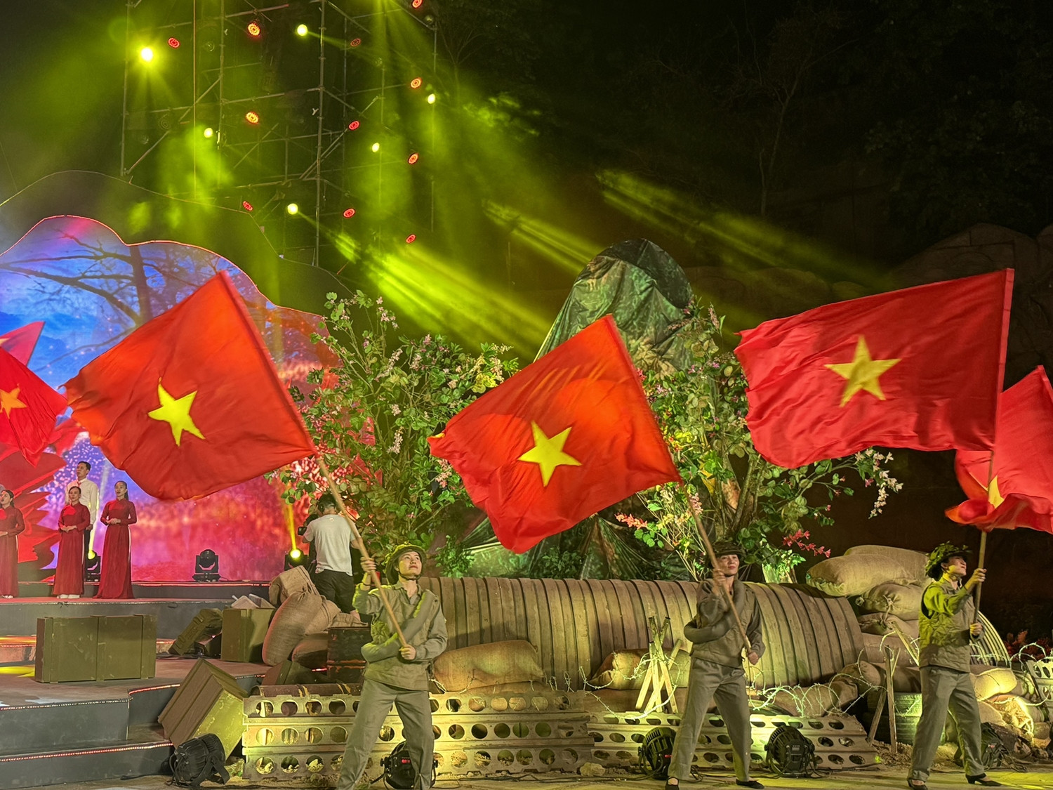 z5408554535262 e434875532413cff7f726d42f44e5480.jpg