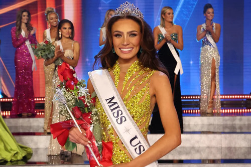 Hoa hậu Mỹ 2023 đột ngột từ bỏ vương miện sau 7 tháng đăng quang