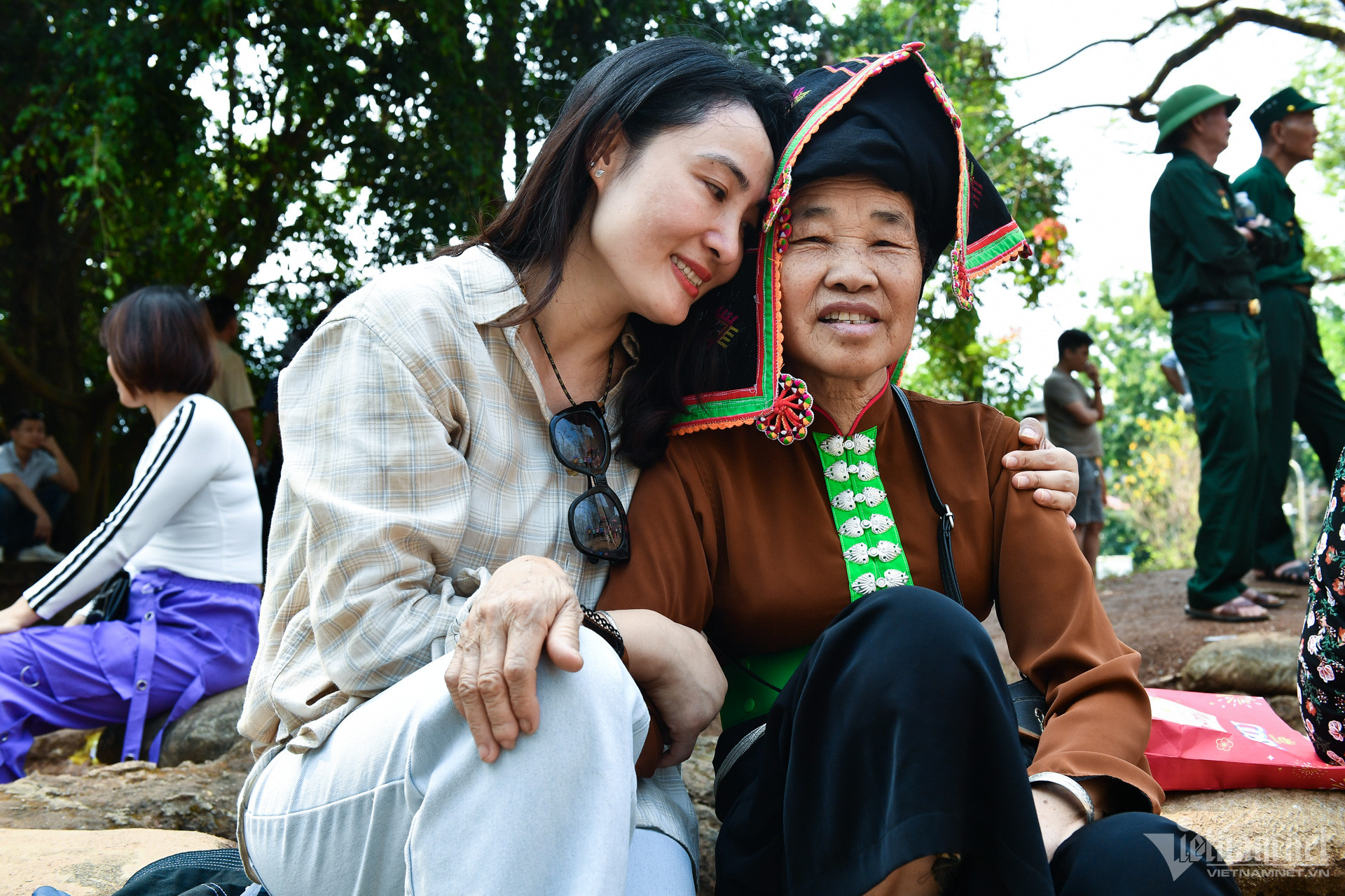 W-70-nam-chien-thang-dien-bien-phu-doi-a1-11-1.jpg