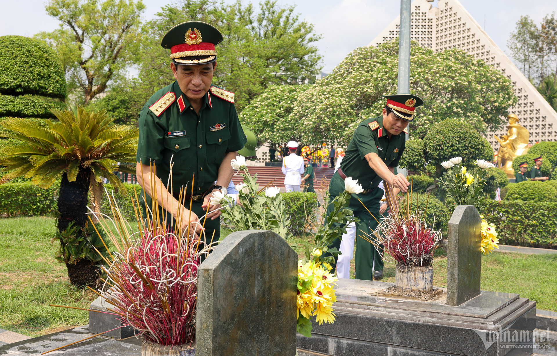 W-bo-qp-1.jpg