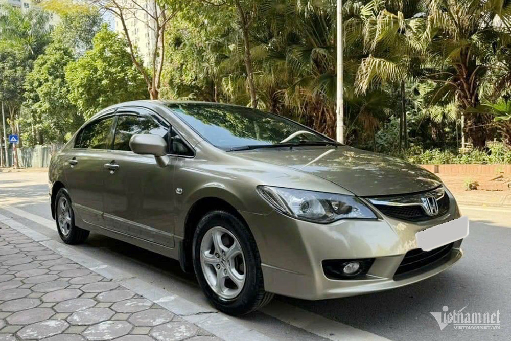 W-civic-1-4.jpg