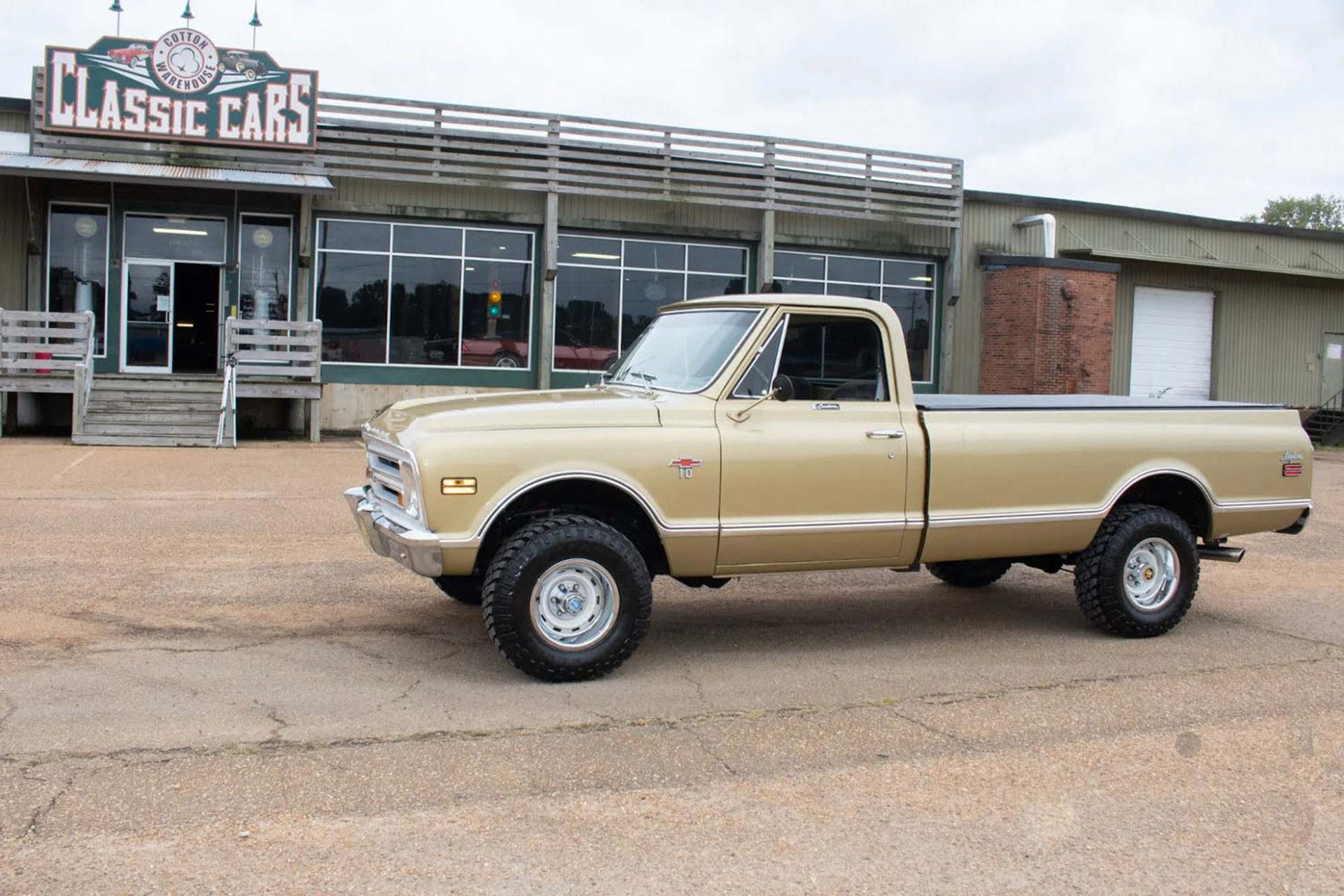 1968 chevrolet c20 longhorn gmauthority.jpg