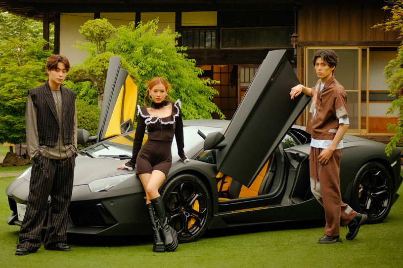 Hoàng Yến Chibi sang chảnh với siêu xe đắt tiền, đóng MV với 2 diễn viên Nhật