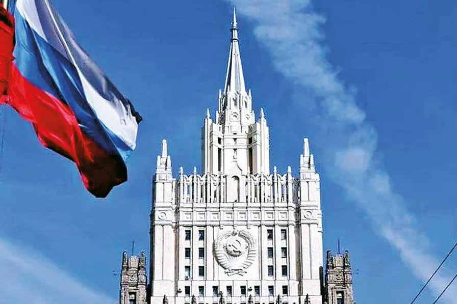 Moscow triệu tập đại sứ Anh và Pháp, Paris nói không muốn thay đổi chế độ ở Nga