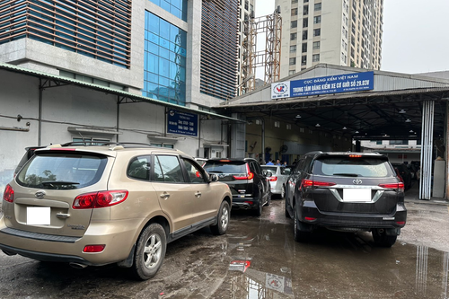Ô tô đến hạn đăng kiểm tại Hà Nội tăng cao trong 3 tháng tới
