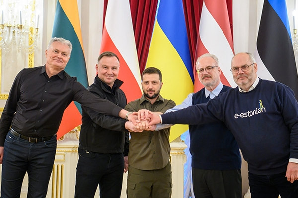 4 nhà lãnh đạo châu Âu thị sát Kiev, Mỹ tăng cường viện trợ cho Ukraine